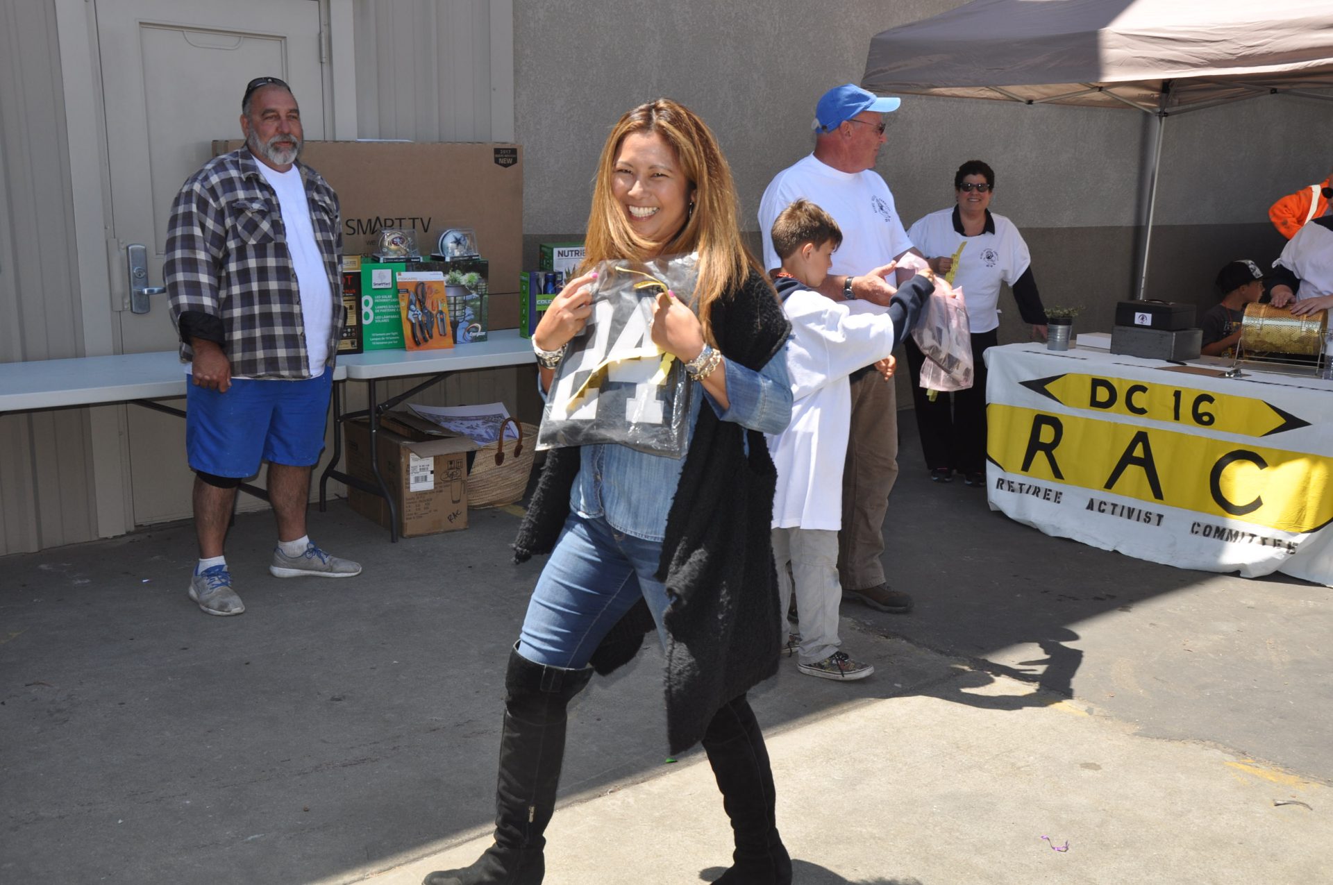 Image from the Gallery: Car Show & Chili Cook Off – San Leandro, CA