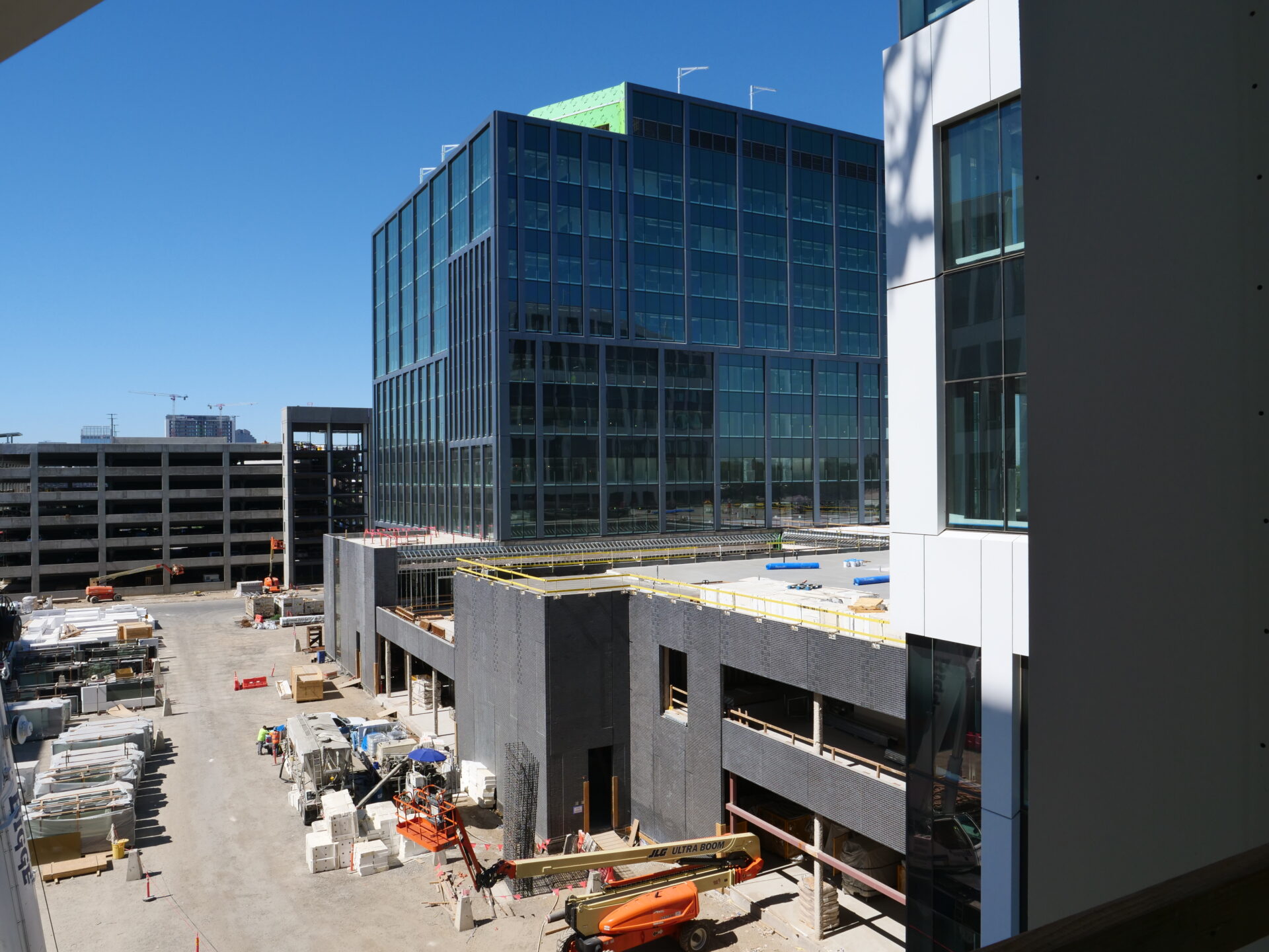 Image from the Gallery: Department of General Service Office Complex – Sacramento, CA