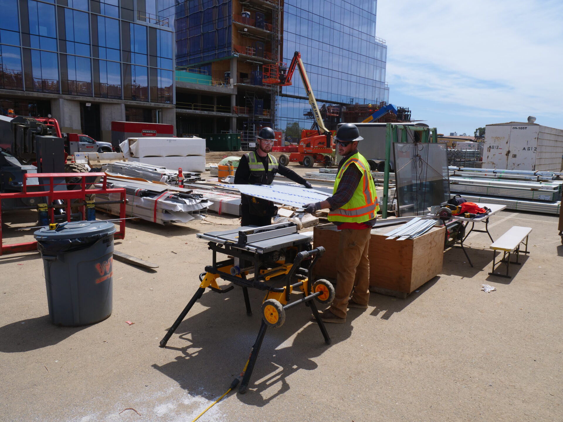 Image from the Gallery: UC Davis Medical Center – Sacramento, CA